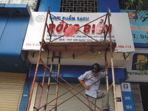 thiết kế thi công biển Alu chữ nổi uy tín