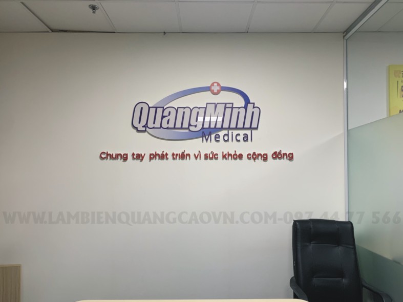 Làm biển quảng Long Biên bằng Mica