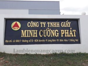 ưu điểm khi làm biển cổng công ty chất lượng 