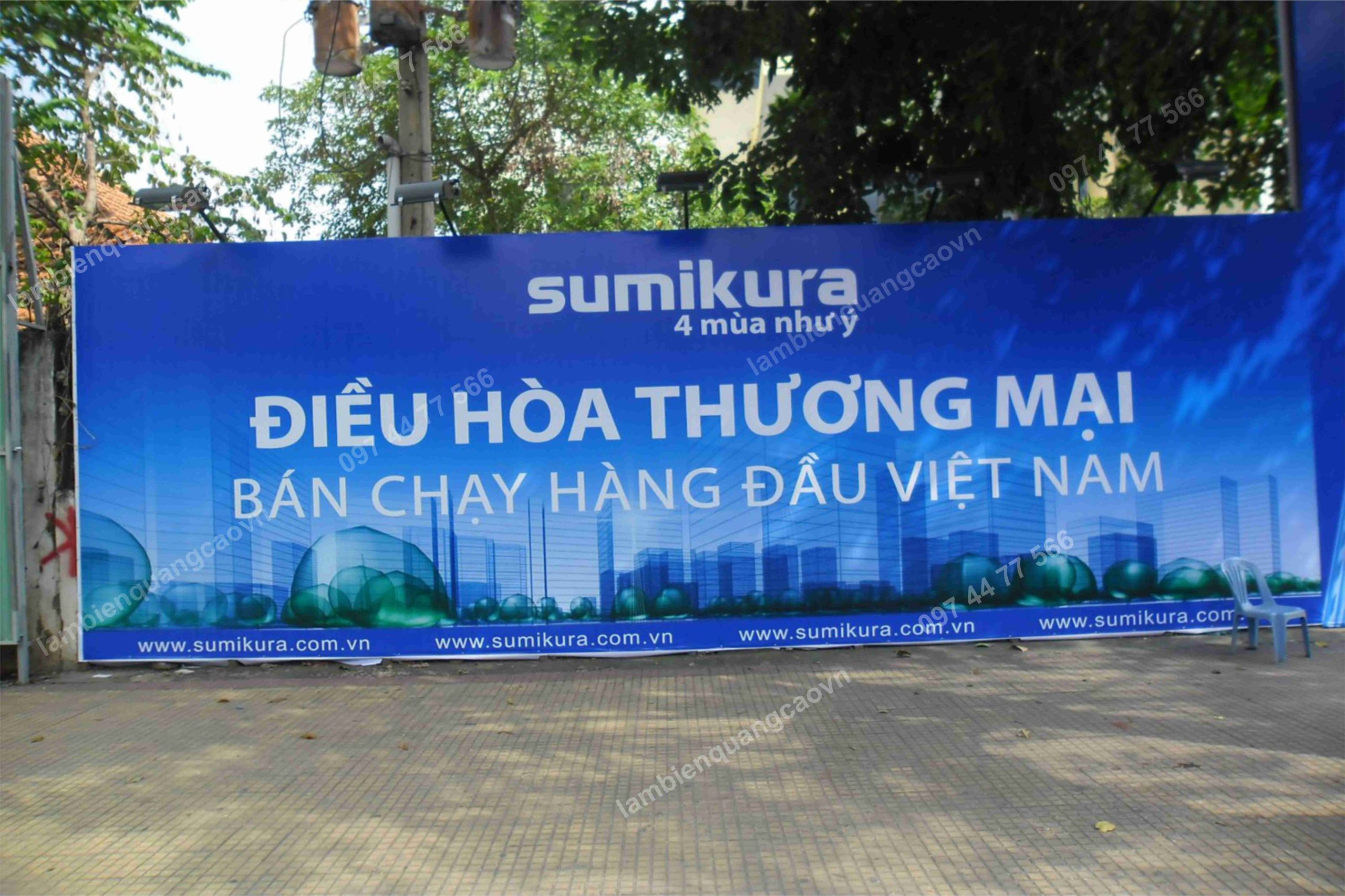 lam bien quang cao bang bat hiflex gia re 2026