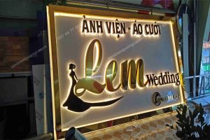 lam bien quang cao dong anh gia re 2026