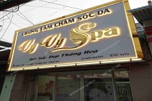 lam bien quang cao dong anh gia re uy tin 2026