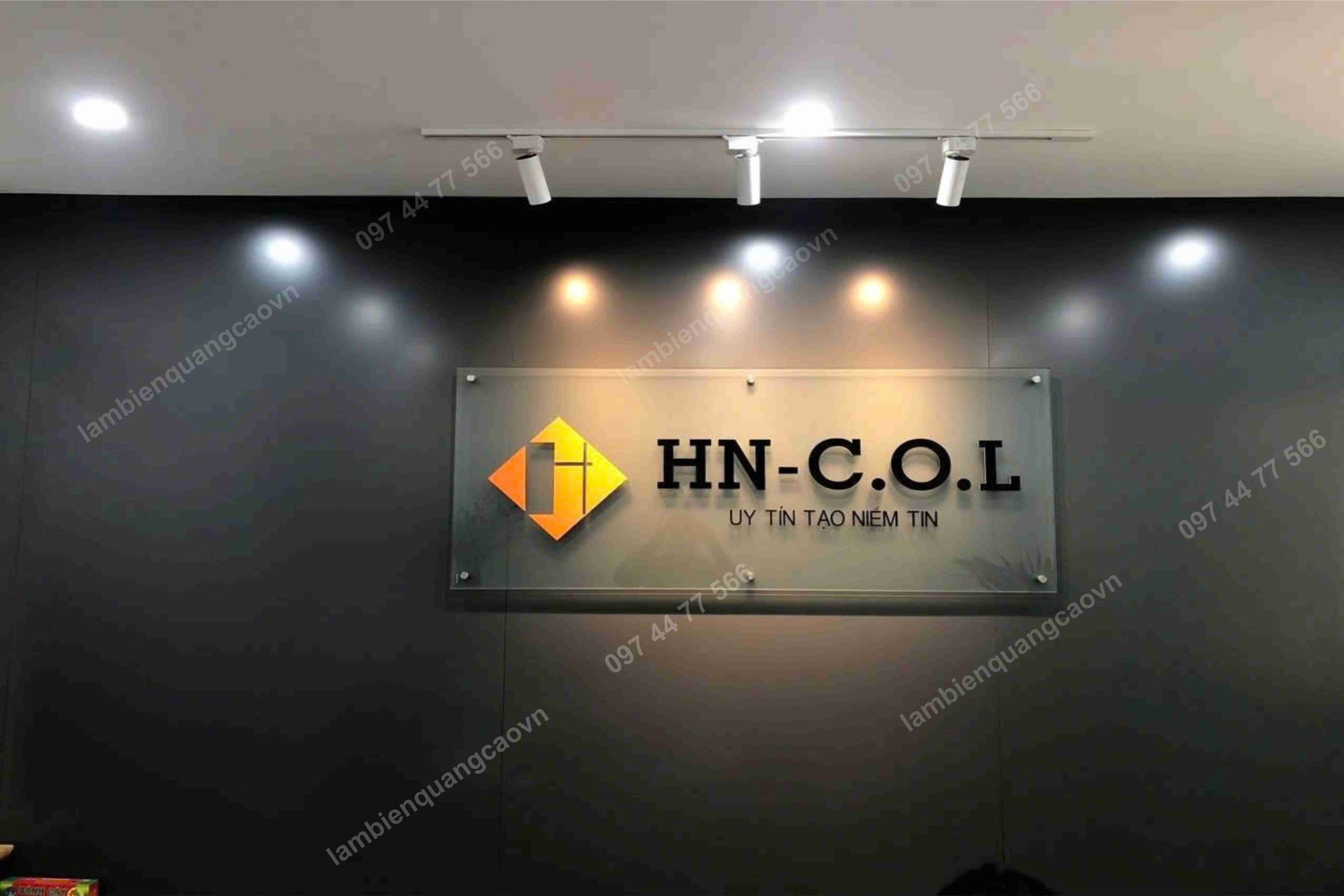 lam logo backdrop van phong tai dong anh 2026 uy tin gia re